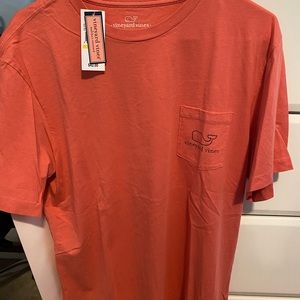 Brand New Vineyard Vines Men’s T shirt. Size: Medium